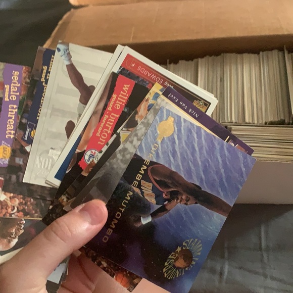 Collection of cards - Picture 2 of 2